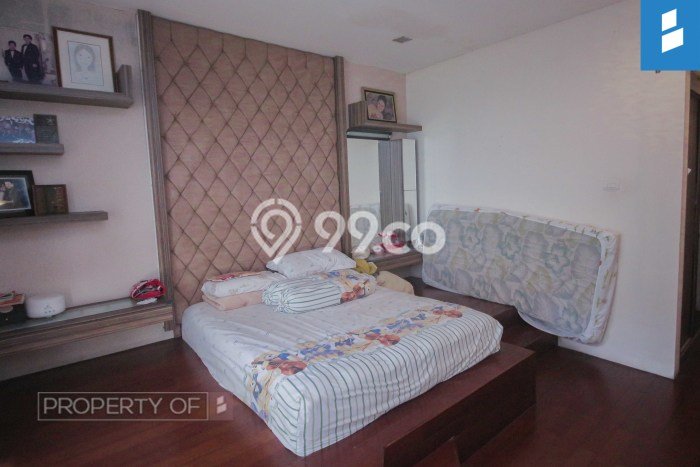 LOKASI PREMIUM! Rumah Berkembang di Bandung Utara, LT 626m2m² Bangunan 450m2m² LOKASI PREMIUM! Rumah Berkembang di Bandung Utara, LT 626m2m² Bangunan 450m2m²