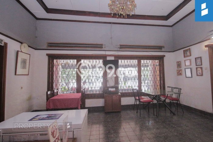 Rumah Luxury Modern Tanpa Renovasi di Riau Bandung Rumah Luxury Modern Tanpa Renovasi di Riau Bandung