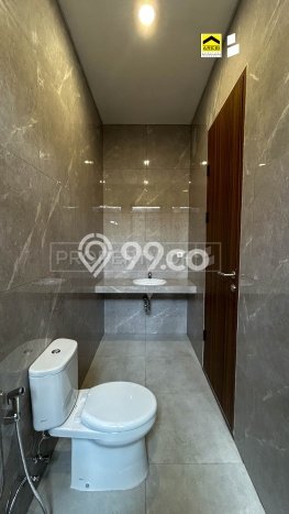 Rumah Luas Asri 3 KT Siap Pakai di Mekar Wangi Bandung Rumah Luas Asri 3 KT Siap Pakai di Mekar Wangi Bandung