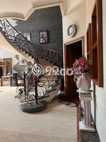 Dijual Rumah Mewah Megah Dengan View Eksklusif di Buah Batu, Bandung Dijual Rumah Mewah Megah Dengan View Eksklusif di Buah Batu, Bandung