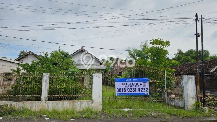 Tanah Dijual Lokasi Sidoarjo, Sidoarjo dengan Luas Tanah 716m2 dan Status - Tanah Dijual Lokasi Sidoarjo, Sidoarjo dengan Luas Tanah 716m2 dan Status -