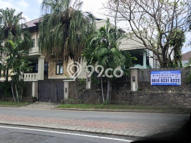 Hunian Kondisi Baik Disewakan di Surabaya Kota, Surabaya LT 930m2, LB 1106m2 Hunian Kondisi Baik Disewakan di Surabaya Kota, Surabaya LT 930m2, LB 1106m2