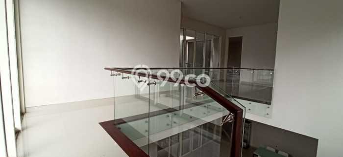 For Sale! Luxury House LT 240m2 Desain Elegan di Wisata Bukit Mas For Sale! Luxury House LT 240m2 Desain Elegan di Wisata Bukit Mas