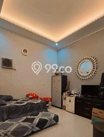 For Sale! Luxury House LT 300m2 Desain Elegan di Surabaya Kota For Sale! Luxury House LT 300m2 Desain Elegan di Surabaya Kota