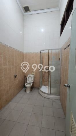 Dijual Rumah 5 Kamar Lokasi Ideal Nyaman dan Strategis di Sidoarjo Dijual Rumah 5 Kamar Lokasi Ideal Nyaman dan Strategis di Sidoarjo