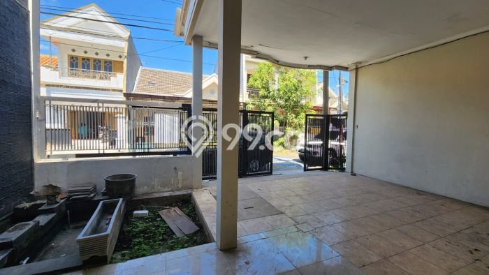 Dijual Rumah 5 Kamar Lokasi Ideal Nyaman dan Strategis di Sidoarjo Dijual Rumah 5 Kamar Lokasi Ideal Nyaman dan Strategis di Sidoarjo
