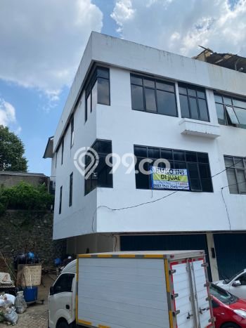 Ruko Dijual di Jakarta Selatan LT 55m2 & LB 165m2 Lokasi Terbaik! Ruko Dijual di Jakarta Selatan LT 55m2 & LB 165m2 Lokasi Terbaik!