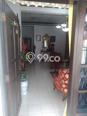 Rumah Luas Asri 5 KT Siap Pakai di Jati Rahayu Bekasi Rumah Luas Asri 5 KT Siap Pakai di Jati Rahayu Bekasi