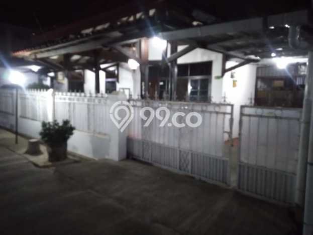 Rumah Luas Asri 5 KT Siap Pakai di Jati Rahayu Bekasi Rumah Luas Asri 5 KT Siap Pakai di Jati Rahayu Bekasi