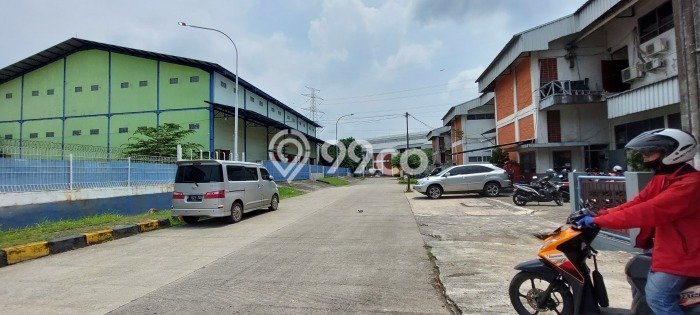 Pabrik Dijual di Jakarta Timur LT 3630m2 & LB 3630m2 Lokasi Terbaik! Pabrik Dijual di Jakarta Timur LT 3630m2 & LB 3630m2 Lokasi Terbaik!
