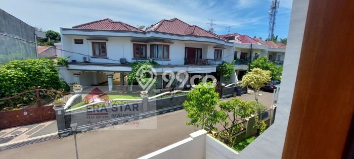 For Sale! Luxury House LT 758m2 Desain Modern di Klender For Sale! Luxury House LT 758m2 Desain Modern di Klender