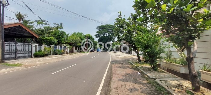 Siap Huni Hunian Elit 4 Kamar di Duren Sawit Dekat ke Mana Saja Siap Huni Hunian Elit 4 Kamar di Duren Sawit Dekat ke Mana Saja