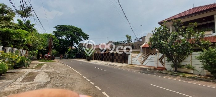 Siap Huni Hunian Elit 4 Kamar di Duren Sawit Dekat ke Mana Saja Siap Huni Hunian Elit 4 Kamar di Duren Sawit Dekat ke Mana Saja