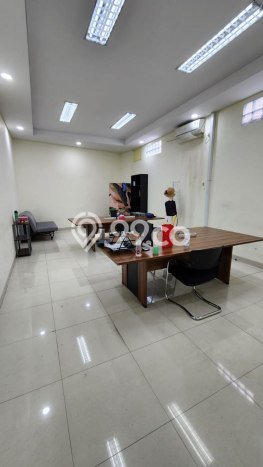 Ruko Area Premium Kawasan Sudirman, Luas 570m², Prospektif Ruko Area Premium Kawasan Sudirman, Luas 570m², Prospektif