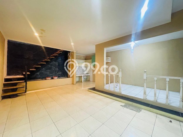 Jual Rumah Eksklusif 3 KT di Kota Baru Parahyangan, Bandung Jual Rumah Eksklusif 3 KT di Kota Baru Parahyangan, Bandung