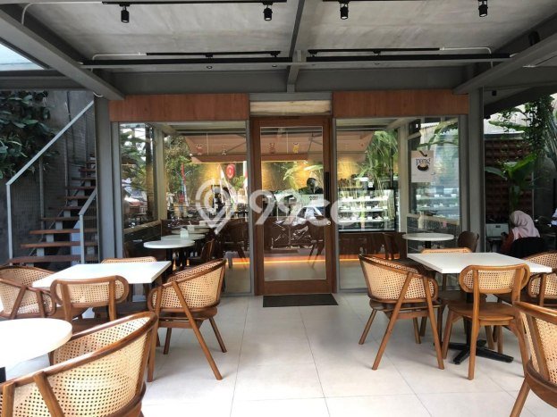 Lokasi Strategis! Dijual Komersial Bisnis di Coblong, Bandung Kondisi Baik Lokasi Strategis! Dijual Komersial Bisnis di Coblong, Bandung Kondisi Baik