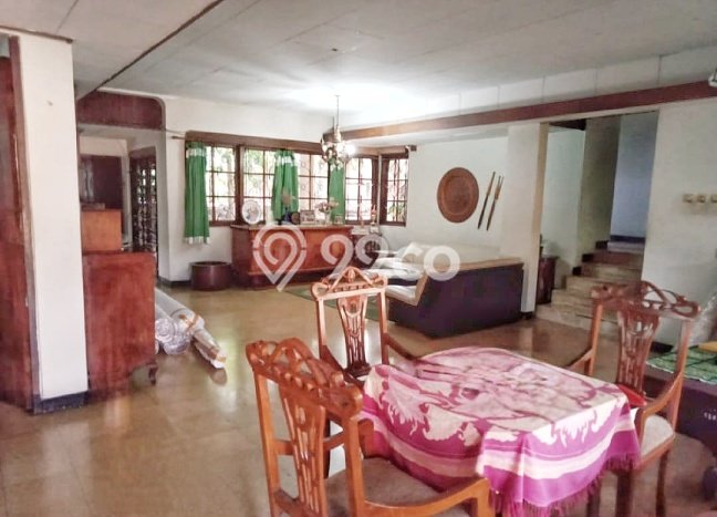 Hunian Elit LB 450m2 Siap Huni Desain Elegan di Sayap Dago, Bandung Hunian Elit LB 450m2 Siap Huni Desain Elegan di Sayap Dago, Bandung