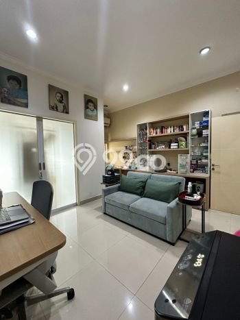 Rumah Luxury Modern Tanpa Renovasi di Pondok Indah Jakarta Selatan Rumah Luxury Modern Tanpa Renovasi di Pondok Indah Jakarta Selatan