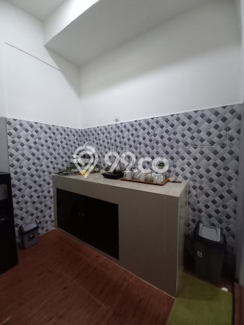 Dijual Gudang Area Bisnis di , Luas 1000m2m², Jalan Utama Dijual Gudang Area Bisnis di , Luas 1000m2m², Jalan Utama