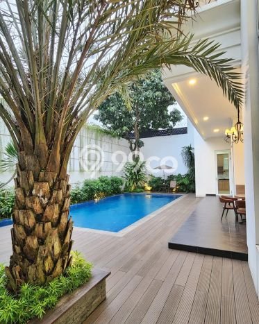 Jual Rumah Mewah Elegan Dengan View Eksklusif di Pondok Indah, Jakarta Selatan Jual Rumah Mewah Elegan Dengan View Eksklusif di Pondok Indah, Jakarta Selatan