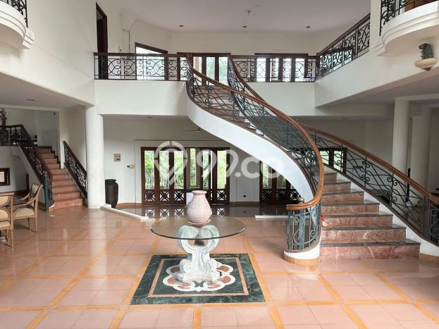 Dijual Rumah Mewah Megah Dengan View Cantik di Cirendeu, Jakarta Selatan Dijual Rumah Mewah Megah Dengan View Cantik di Cirendeu, Jakarta Selatan
