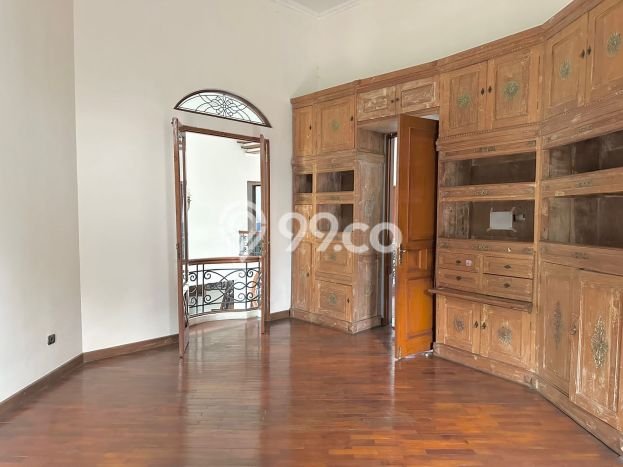 Dijual Rumah Mewah Megah Dengan View Cantik di Cirendeu, Jakarta Selatan Dijual Rumah Mewah Megah Dengan View Cantik di Cirendeu, Jakarta Selatan