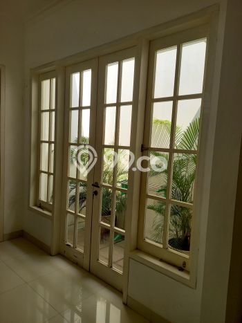 DREAM HOME! Rumah area Duren Tiga, 4 KT, Bebas Banjir, Luas 180m² LB 225m² DREAM HOME! Rumah area Duren Tiga, 4 KT, Bebas Banjir, Luas 180m² LB 225m²