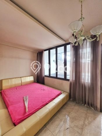 Hunian Mewah LB 350m2 Siap Pakai Desain Elegan di Pondok Indah, Jakarta Selatan Hunian Mewah LB 350m2 Siap Pakai Desain Elegan di Pondok Indah, Jakarta Selatan