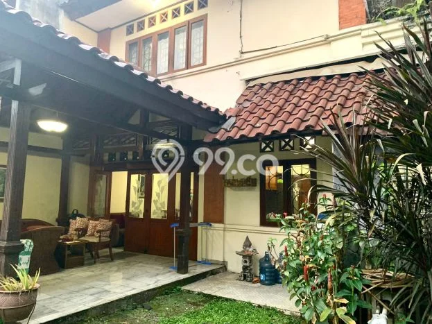 Hunian Mewah Dijual LT 260m2 di Ciputat Timur, Tangerang Selatan Hunian Mewah Dijual LT 260m2 di Ciputat Timur, Tangerang Selatan