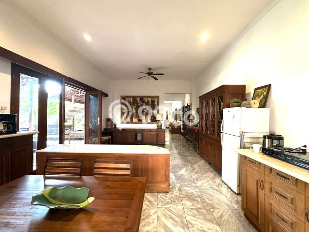 For Sale! Luxury House LT 396m2 Desain Elegan di Cirendeu For Sale! Luxury House LT 396m2 Desain Elegan di Cirendeu