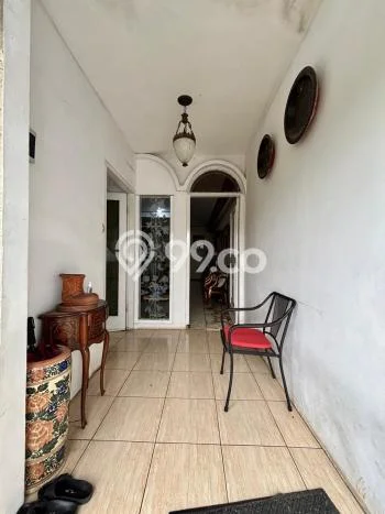 Rumah Luas Asri 3 KT Siap Huni di Cirendeu Jakarta Selatan Rumah Luas Asri 3 KT Siap Huni di Cirendeu Jakarta Selatan