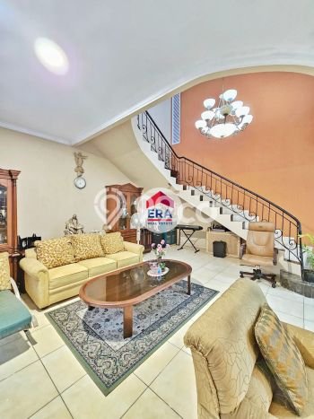 Ready to Use! Premium House LT 400m2 Desain Elegan di Pondok Indah Ready to Use! Premium House LT 400m2 Desain Elegan di Pondok Indah