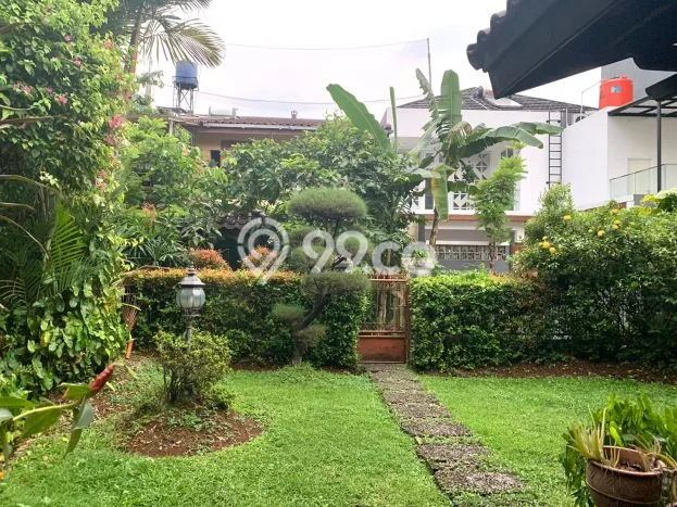 Hunian Mewah Dijual LT 260m2 di Ciputat Timur, Tangerang Selatan Hunian Mewah Dijual LT 260m2 di Ciputat Timur, Tangerang Selatan
