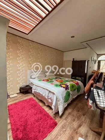 Rumah Luas Asri 3 KT Siap Huni di Cirendeu Jakarta Selatan Rumah Luas Asri 3 KT Siap Huni di Cirendeu Jakarta Selatan