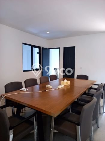 Komersial Kawasan Bisnis Kawasan , Luas 182m2m², Akses Strategis Komersial Kawasan Bisnis Kawasan , Luas 182m2m², Akses Strategis