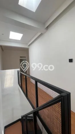 Hunian Cantik Minimalis Lb 185m2 di Cinere, Depok Hunian Cantik Minimalis Lb 185m2 di Cinere, Depok