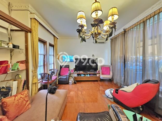 Hunian Mewah LB 350m2 Siap Pakai Desain Elegan di Pondok Indah, Jakarta Selatan Hunian Mewah LB 350m2 Siap Pakai Desain Elegan di Pondok Indah, Jakarta Selatan