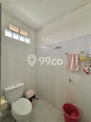 Rumah Luas Asri 3 KT Siap Huni di Cirendeu Jakarta Selatan Rumah Luas Asri 3 KT Siap Huni di Cirendeu Jakarta Selatan