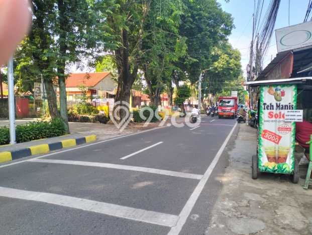 Tanah Kosong Dijual di Jakarta Selatan dengan Area 859m2 Tanah Kosong Dijual di Jakarta Selatan dengan Area 859m2
