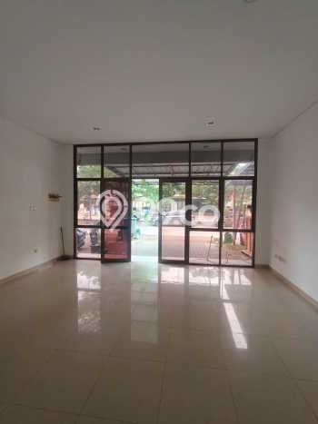 Ruko Disewa di Jakarta Timur dengan LB 90m2 Area Komersial Ramai Ruko Disewa di Jakarta Timur dengan LB 90m2 Area Komersial Ramai