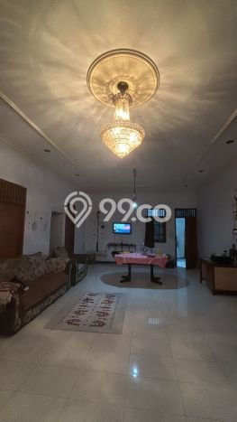 Hunian Mewah Siap Huni LT 208m2 di Kramat Jati, Jakarta Timur Hunian Mewah Siap Huni LT 208m2 di Kramat Jati, Jakarta Timur