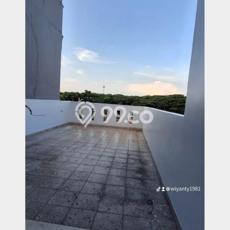 Rumah area , Dekat Stasiun, 3 KT, Luas 80m2m² Bangunan 87m2m² Rumah area , Dekat Stasiun, 3 KT, Luas 80m2m² Bangunan 87m2m²