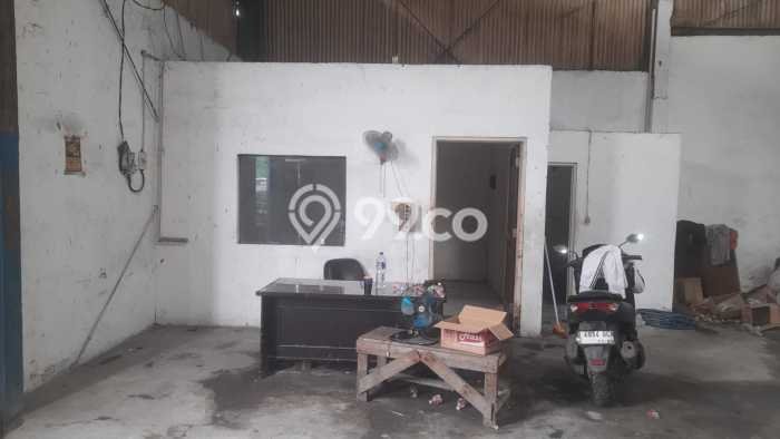 Gudang Disewa di Cakung, Jakarta Timur, LT 1050m2 / LB 1050m2 Gudang Disewa di Cakung, Jakarta Timur, LT 1050m2 / LB 1050m2