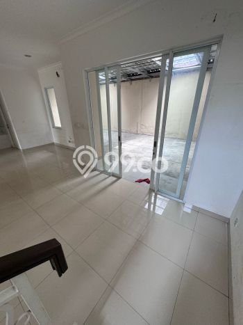 Dijual Rumah Premium dengan Fasilitas Sekitar Komplit di Cakung, Jakarta Timur Dijual Rumah Premium dengan Fasilitas Sekitar Komplit di Cakung, Jakarta Timur