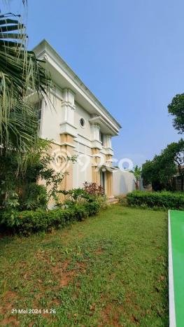 Dijual Rumah Luas Megah Dengan View Eksklusif di Summarecon Bekasi, Bekasi Dijual Rumah Luas Megah Dengan View Eksklusif di Summarecon Bekasi, Bekasi