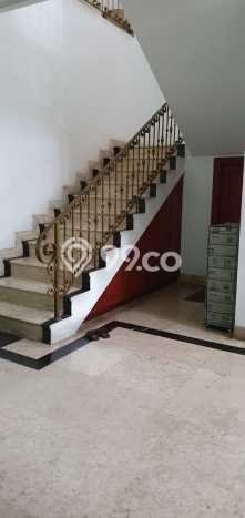 Siap Huni Hunian Elit 5 Kamar di Cempaka Putih Dekat ke Mana Pun Siap Huni Hunian Elit 5 Kamar di Cempaka Putih Dekat ke Mana Pun