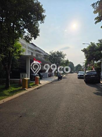 Rumah Elit Modern Tanpa Renovasi di Summarecon Bekasi Bekasi Rumah Elit Modern Tanpa Renovasi di Summarecon Bekasi Bekasi