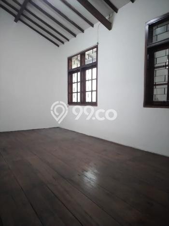 Dijual Hunian Rumah Terawat 5 KT di Bandung Barat, Bandung Dijual Hunian Rumah Terawat 5 KT di Bandung Barat, Bandung