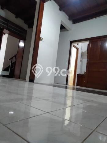 Dijual Hunian Rumah Terawat 5 KT di Bandung Barat, Bandung Dijual Hunian Rumah Terawat 5 KT di Bandung Barat, Bandung