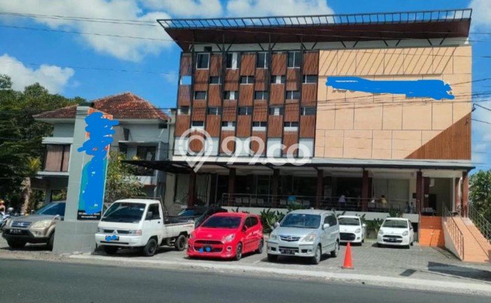 Unit Komersial Dijual di Yogyakarta LT 4550m2 & LB 4000m2 Unit Komersial Dijual di Yogyakarta LT 4550m2 & LB 4000m2